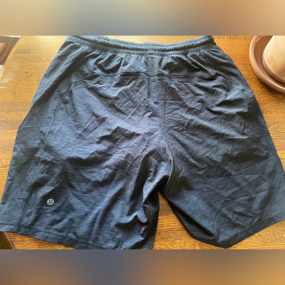 Men’s Lululemon 9” inseam athletic shorts